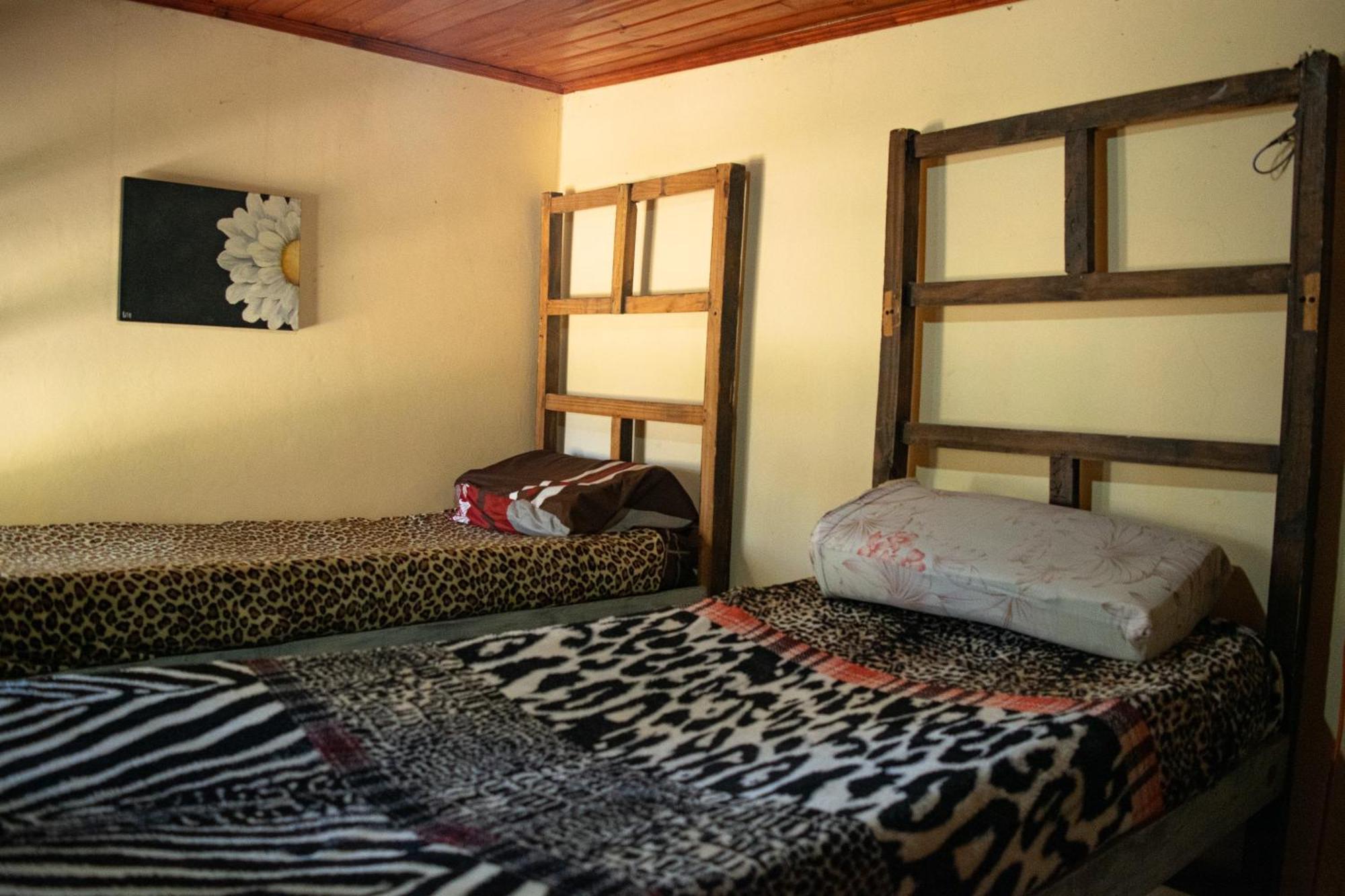 Acusi Hostel Camping Humahuaca Eksteriør billede